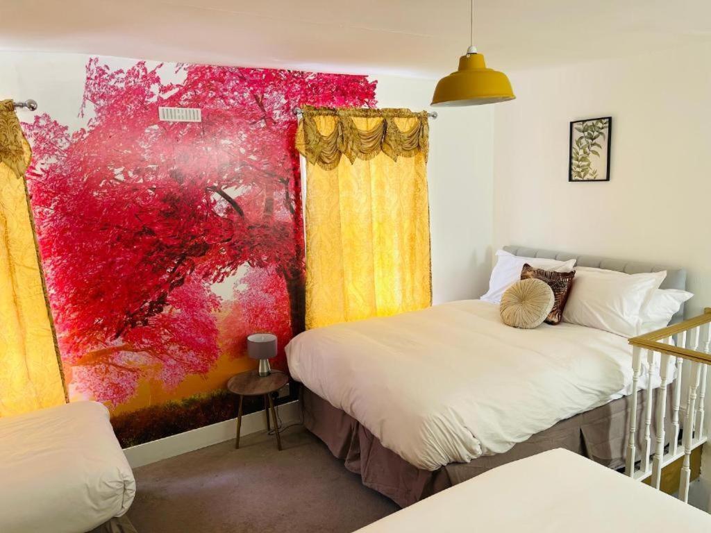 Seafront Party Houses For Hens, Stags & Groups Brighton Room photo