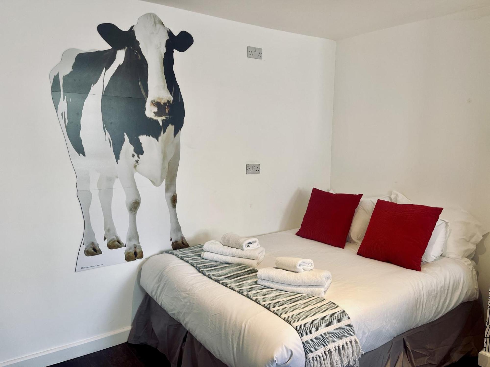 Seafront Party Houses For Hens, Stags & Groups Brighton Room photo