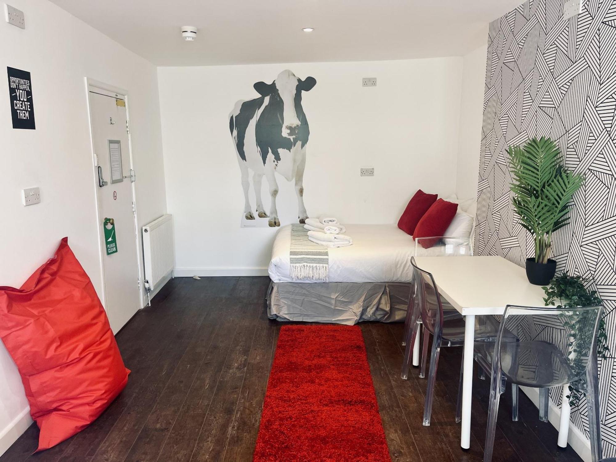 Seafront Party Houses For Hens, Stags & Groups Brighton Room photo
